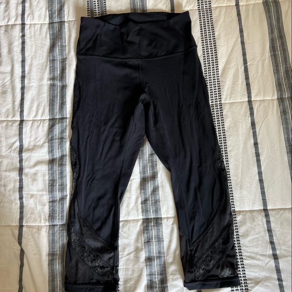 Lululemon 3/4 pants - Picture 2 of 2